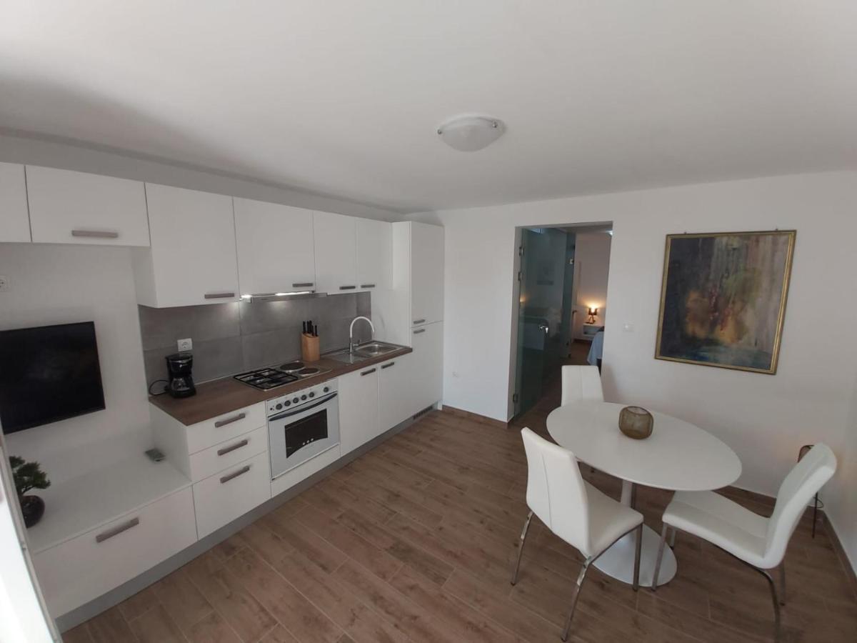Apartments Ka - Ro Bibinje Luaran gambar