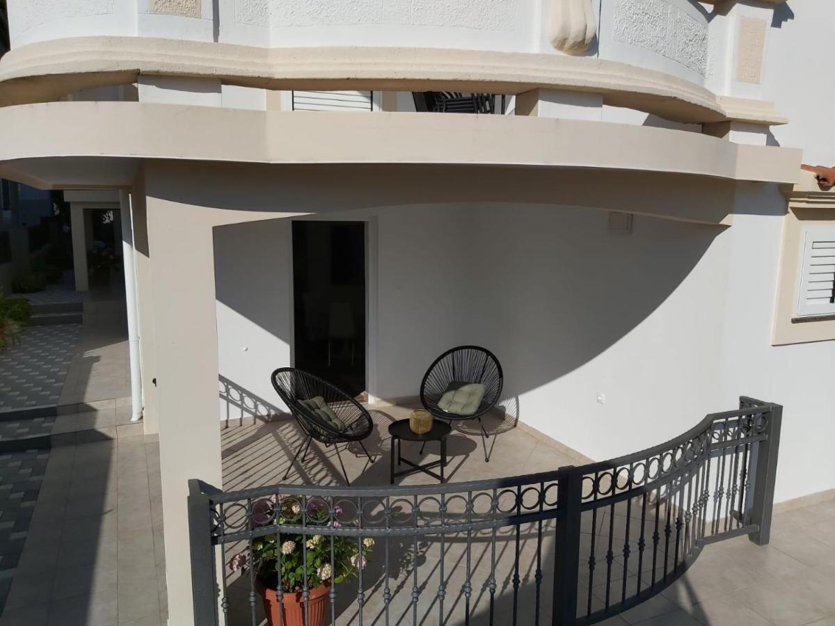Apartments Ka - Ro Bibinje Luaran gambar
