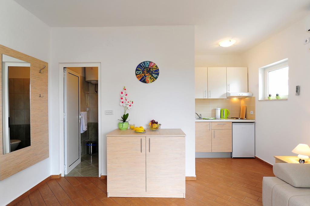 Apartments Ka - Ro Bibinje Bilik gambar