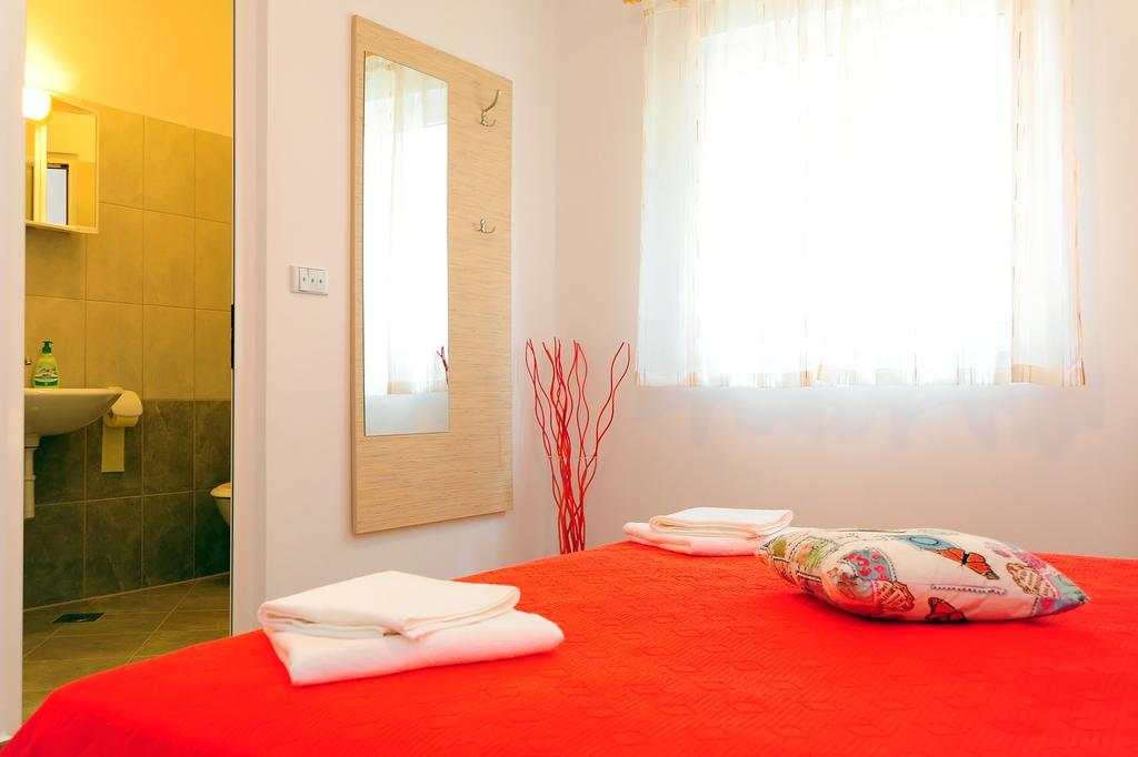 Apartments Ka - Ro Bibinje Bilik gambar