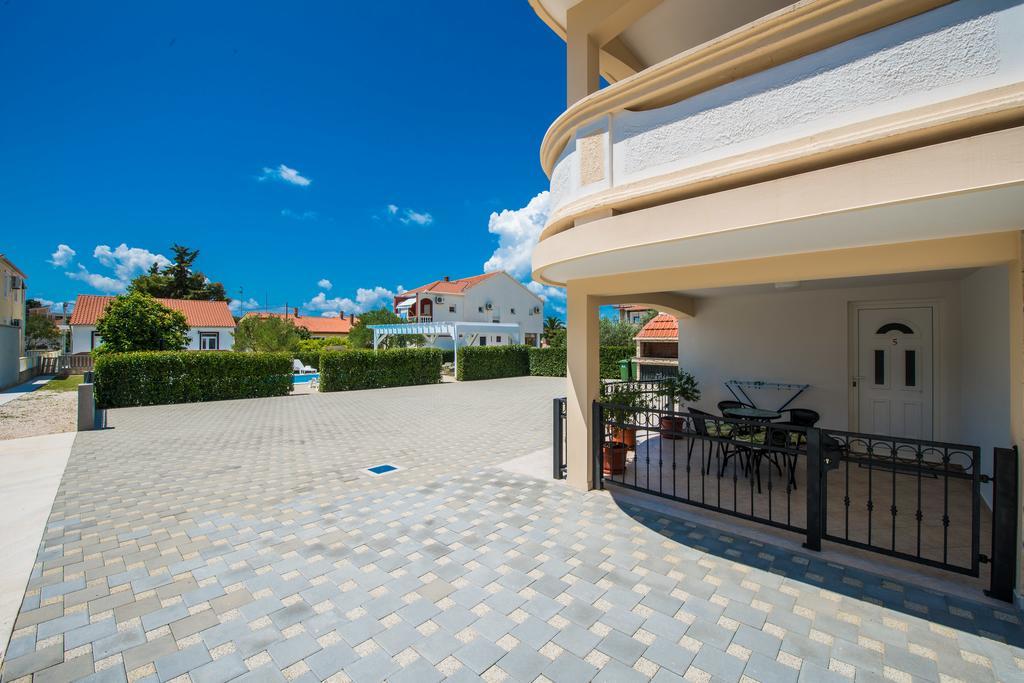 Apartments Ka - Ro Bibinje Luaran gambar