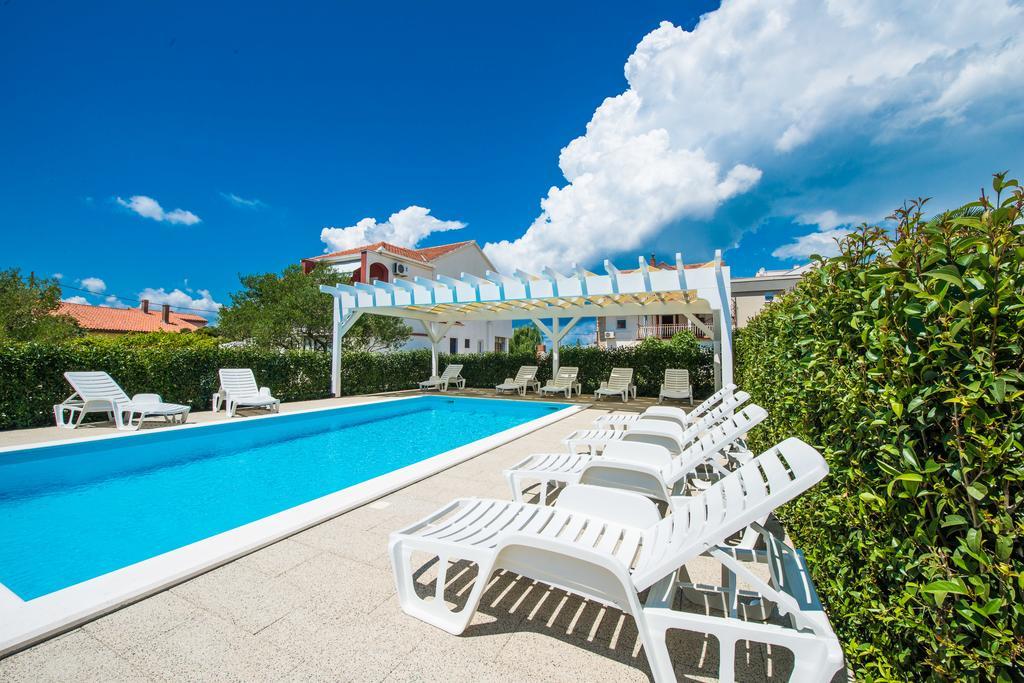 Apartments Ka - Ro Bibinje Luaran gambar
